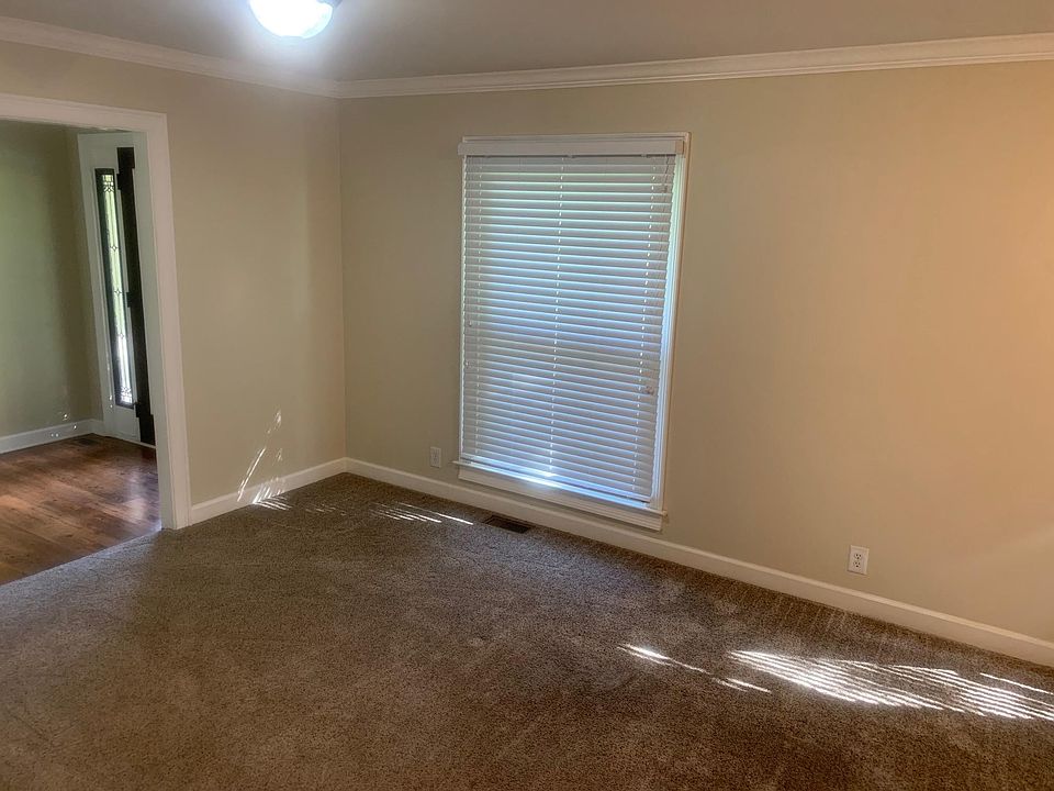 1st image of 1535 Old Scottsville Pike