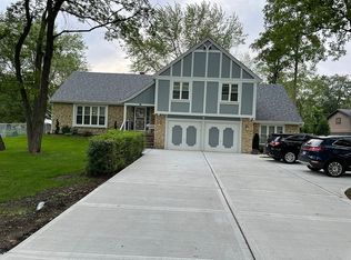 4N650 Hawthorne Ave, Bensenville, IL 60106