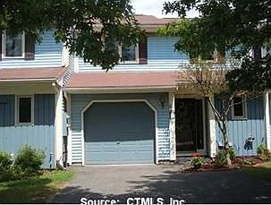 1st image of 81 Copper Beech Dr