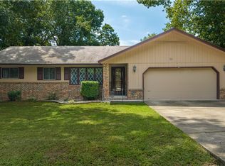 26 Knighton Dr, Bella Vista, AR 72715