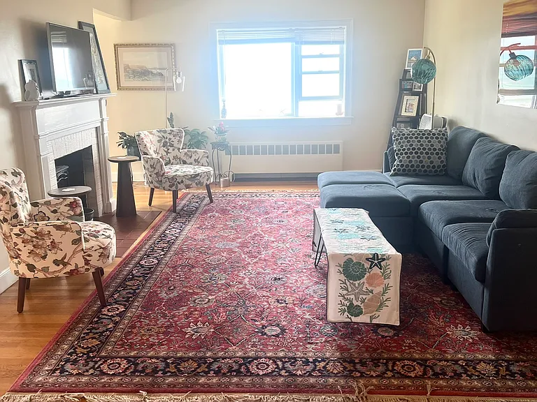 77 Lynn Shore Dr #1 — Photo 20