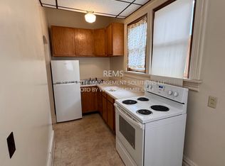125 7th Ave #6, Baraboo, WI 53913