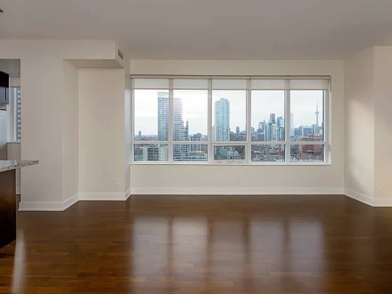28 Linden St #1606 — Photo 6