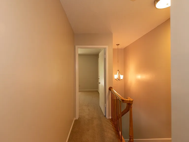 4219 E 56th St — Photo 11