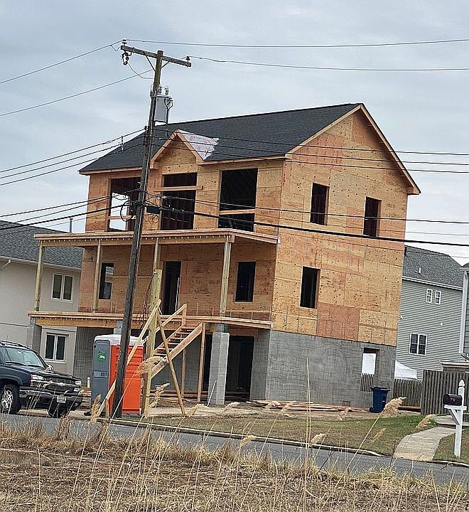 2nd image of 106 Beverly Way