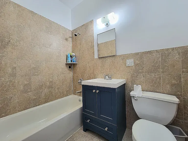 86 Graham Ave #2H — Photo 3