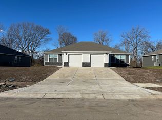 630 Fall Meadow Ln, Belton, MO 64012