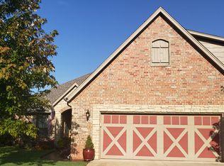 19533 Fieldshire Dr, Edmond, OK 73012