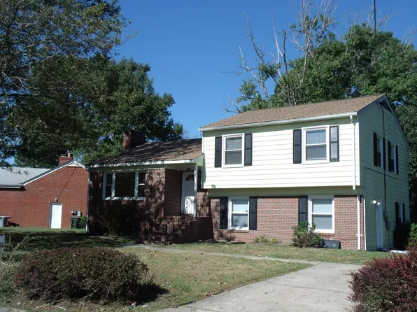 324 Shoreline Dr, Hampton, VA 23669