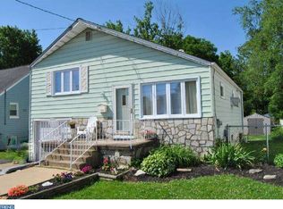 2842 Susquehanna Rd, Roslyn, PA 19001