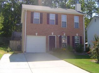 2404 Oakland Spring Dr, Snellville, GA