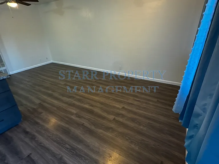 508 S School St #AG — Photo 14
