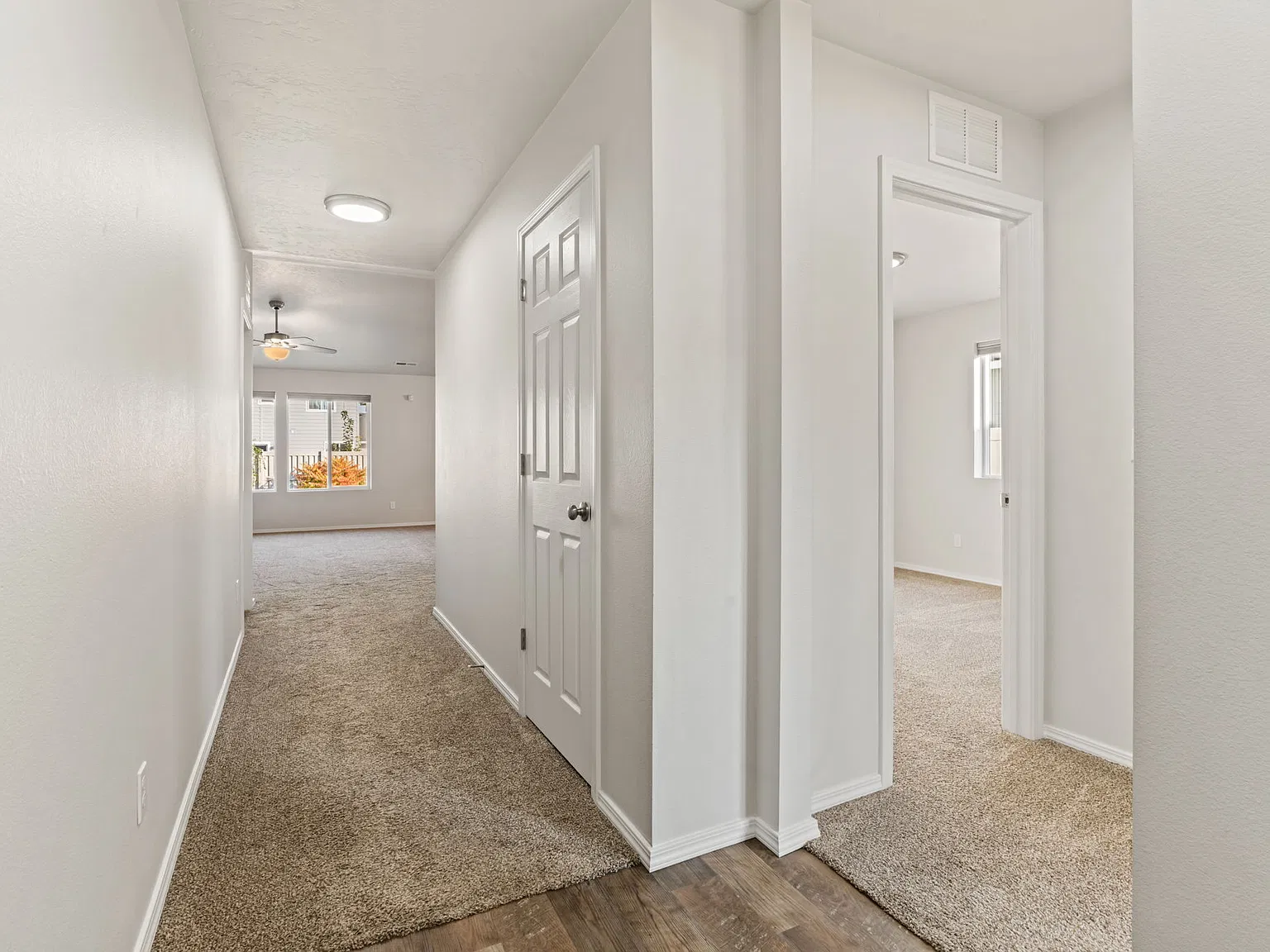 2646 W Balboa Dr - 1 — Photo 3