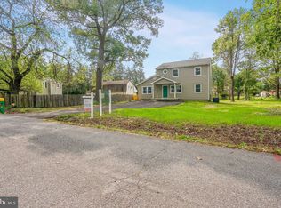 1313 Paul Dr, Severn, MD 21144