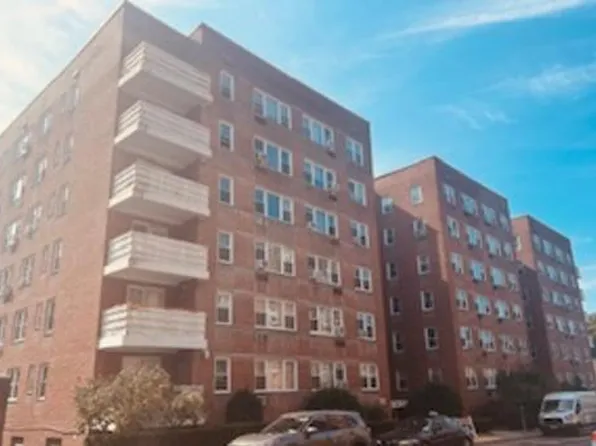 30 E Hartsdale Avenue #2L, Hartsdale, NY 10530