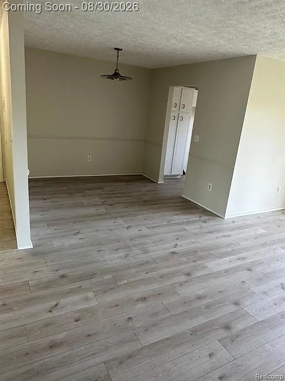 2 bed, 2.0 bath, 1300 sqft, $1,600 — Photo 4