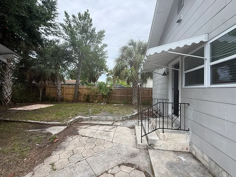 2308 W Ivy St — Photo 17