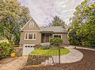 3325 SE Stark St, Portland, OR 97214