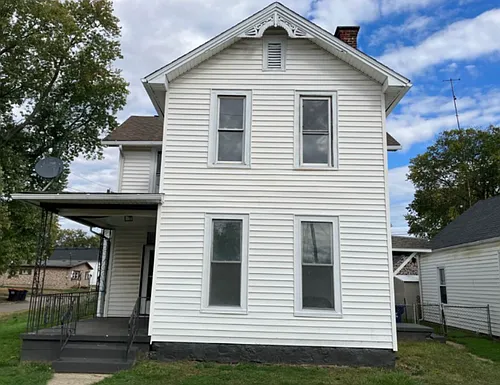 180 S 4th St Photo 1