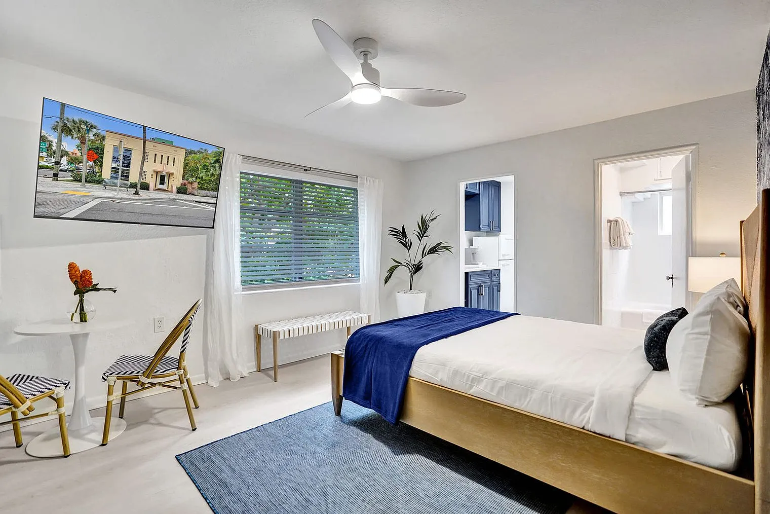 Studio, 1.0 bath, $1,668 — Photo 4
