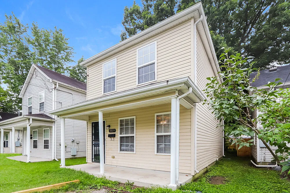 3 bed, 1.5 bath, 1200 sqft, $1,860 — Photo 4