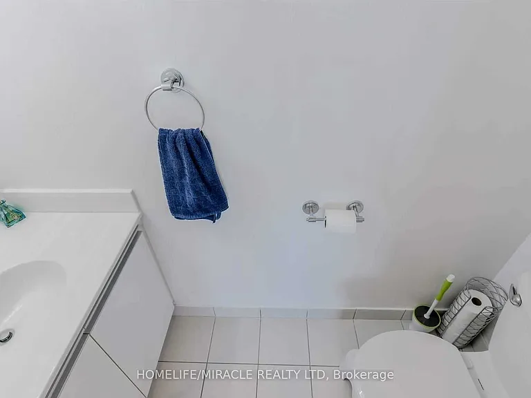 12 Laurelcrest St #902 — Photo 16