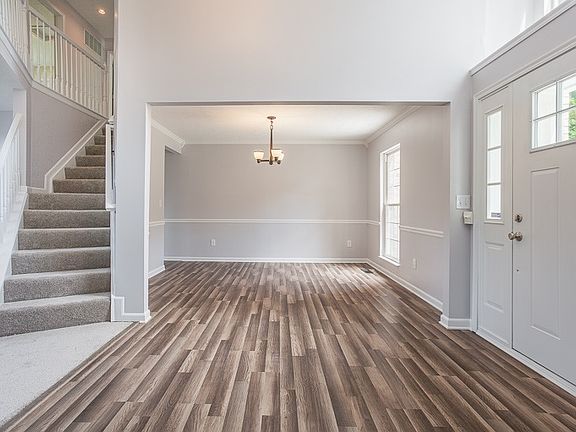 4th image of 1798 Knollmont Dr