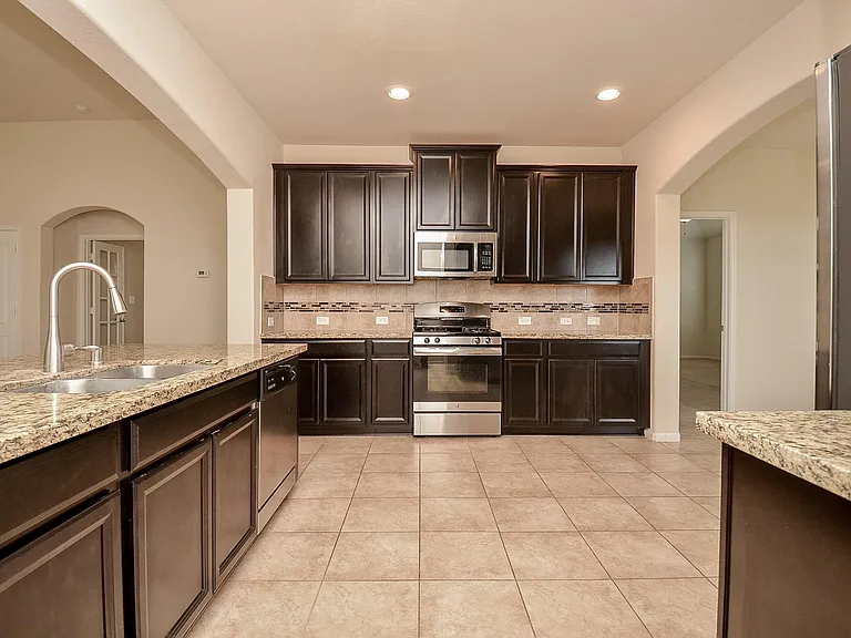 2227 Leonetti Ln — Photo 30