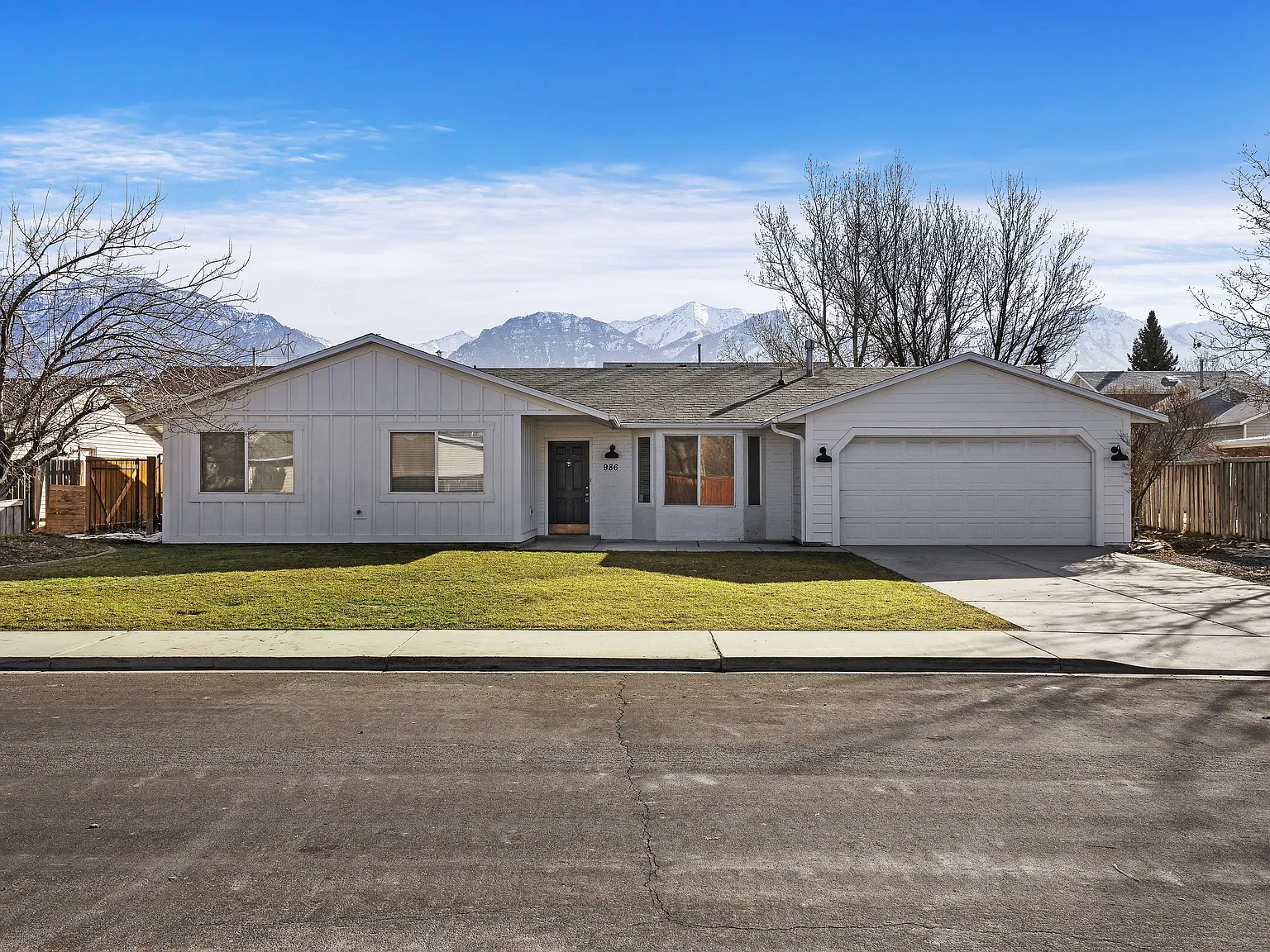 986 N 2820 W — Photo 1