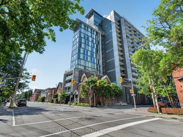 224 Lyon St N #1411, Ottawa, ON K1R 0C1