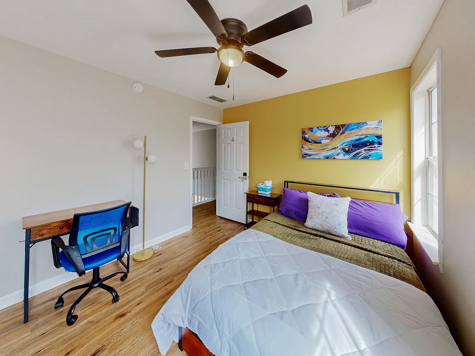 4 bed, 3.0 bath, 3085 sqft, $957 — Photo 2