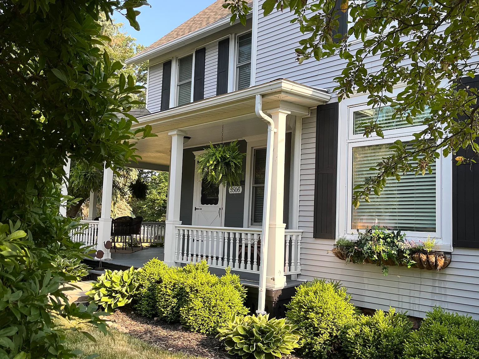 3 bed, 2200 sqft, $3,500 — Photo 3