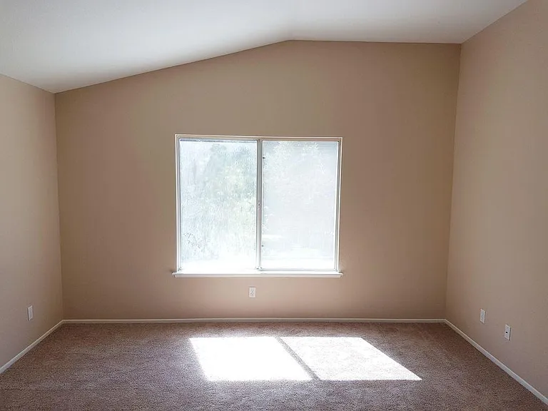 31625 Loma Linda Rd — Photo 8