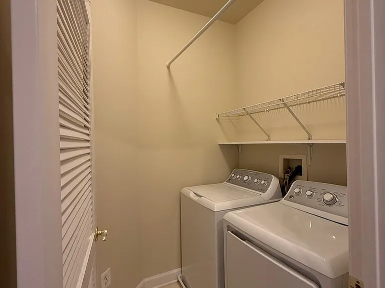 1127 Gaither Rd — Photo 20