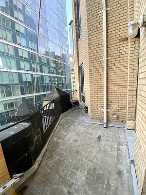 Rented by City Connections Realty | media 8