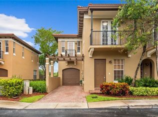 6859 Julia Gardens Dr, Coconut Creek, FL 33073