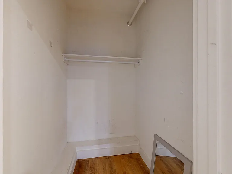 2847 Folsom St #8 — Photo 5
