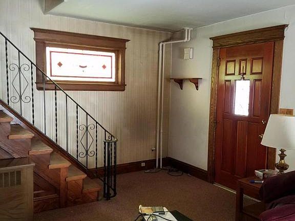 3rd image of 34 Marianne St