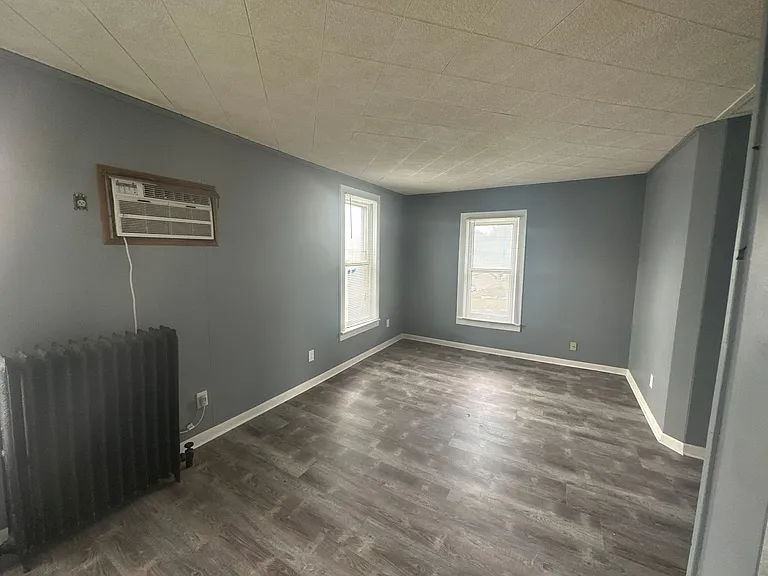 418 Dunbar Ave — Photo 9
