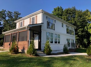 100 Lincoln Ave, Fox River Grove, IL 60021