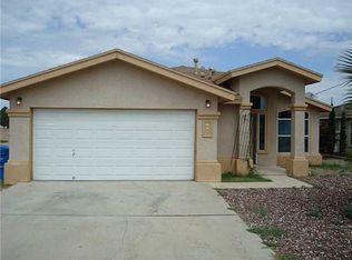 715 Trejo Rd, Socorro, TX 79927