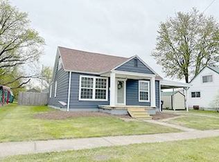514 SE 3rd St, Fairfield, IL 62837