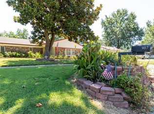 907 Clement Rd, West Memphis, AR 72301