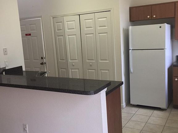 3rd image of 1318 S Beach Cir