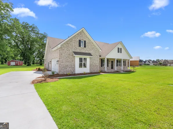 9 Honeysuckle Dr, Claxton, GA 30417