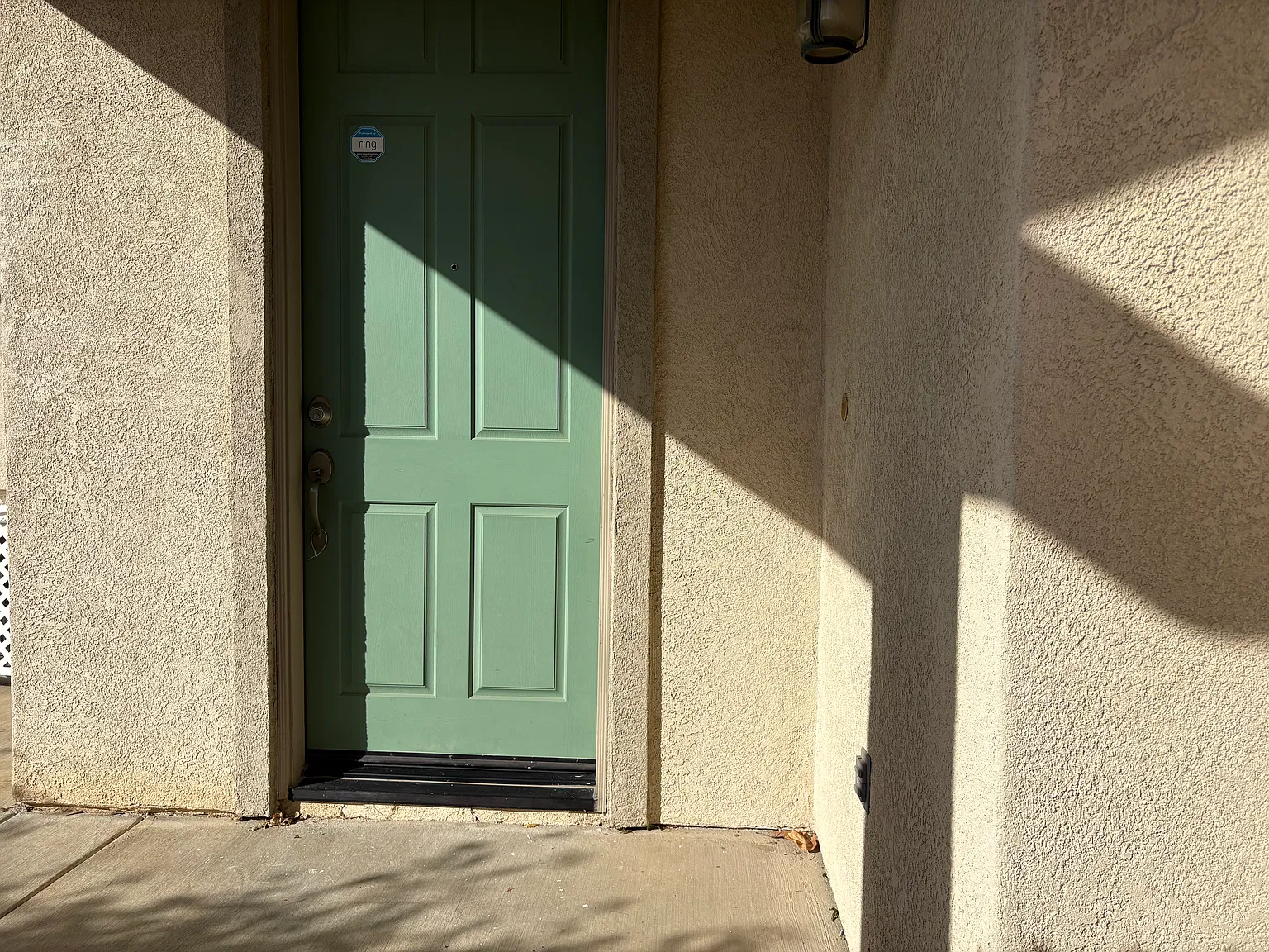2 bed, 1223 sqft, $3,600 — Photo 3