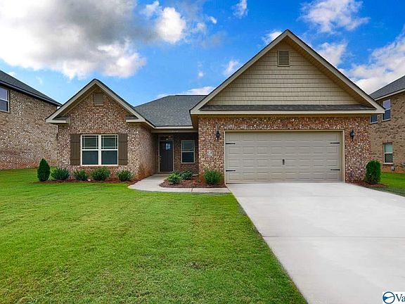 2nd image of 211 Jubilee Cir