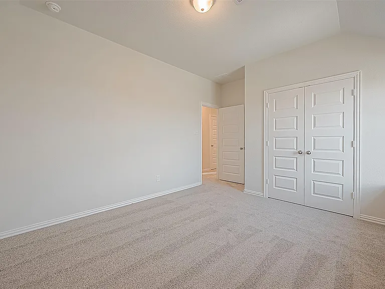 5823 Westwood Shore Dr — Photo 31