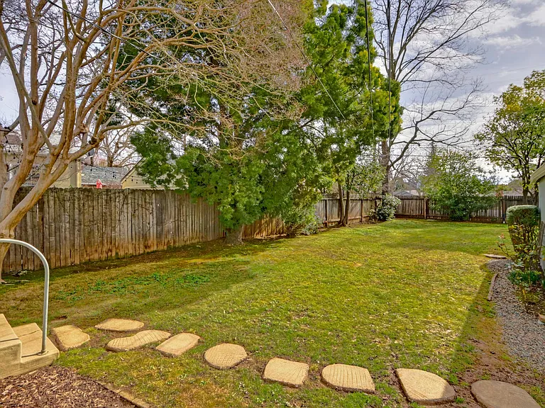 5228 G St — Photo 28