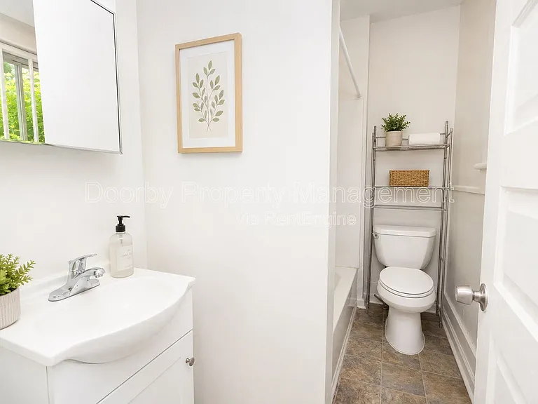 3207 Curtis St — Photo 11